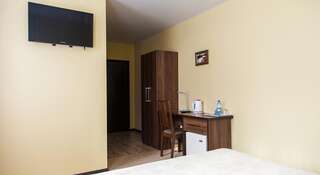 Гостиница Авеню Омск Двухместный номер «Комфорт» с 1 кроватью или 2 отдельными кроватями-8